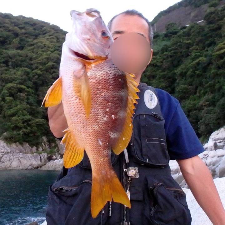 흰점퉁돔